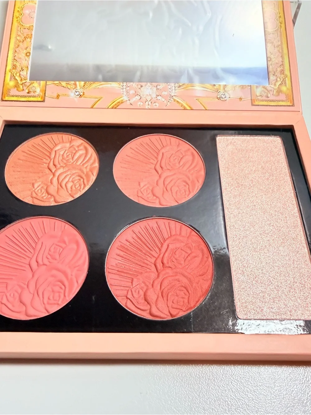 Pat McGrath labs divine Venus glow cheek palette NEW